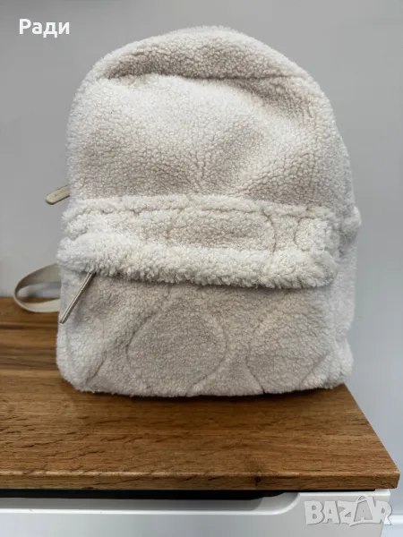 Дамска раница, снимка 1