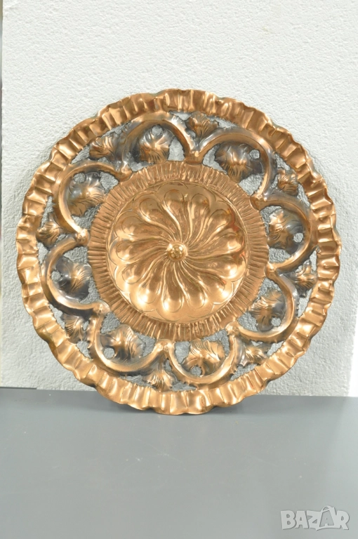 Стара медна чиния за стена, снимка 1