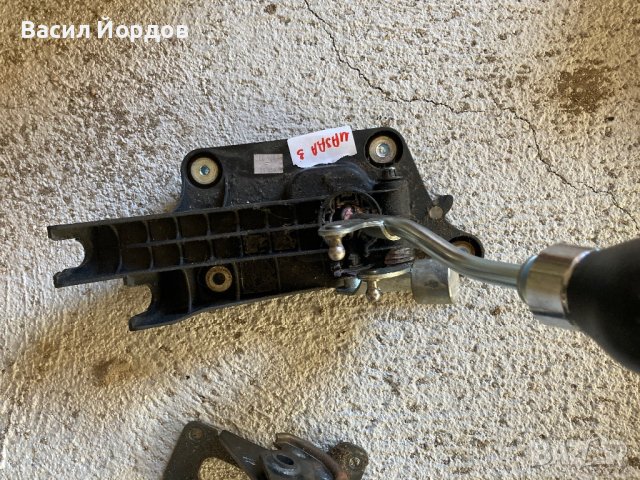 Скоростен лост за Мазда 3 1.6 109кс 5скорости, Mazda 3 BK, снимка 4 - Части - 41768606