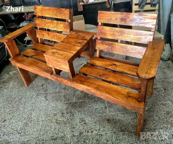 дървена пейка с масичка , снимка 1