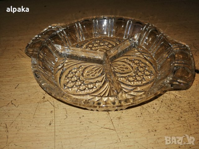 Продавам нова кристална чиния за ордьовър