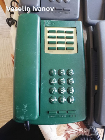 Стари телефоннни апарати, снимка 4 - Други ценни предмети - 36265428