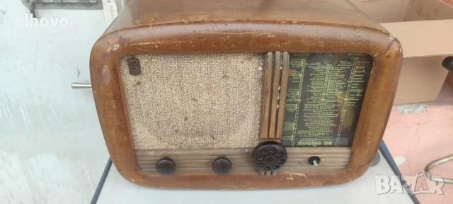 Старо лампово радио Minerva 506W, снимка 4 - Антикварни и старинни предмети - 53721725