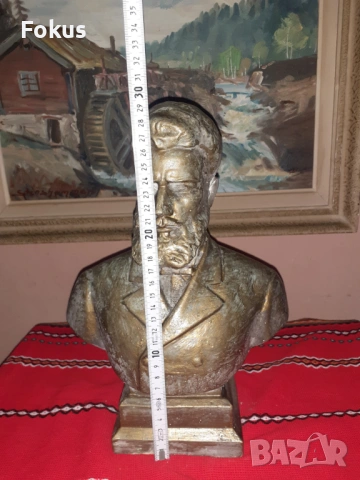Страхотен бюст на Христо Ботев от лят бетон с цвят бронз, снимка 6 - Антикварни и старинни предмети - 53268623