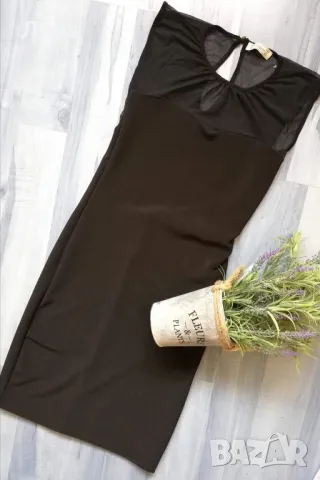 Черна елегантна рокля с гол гръб 