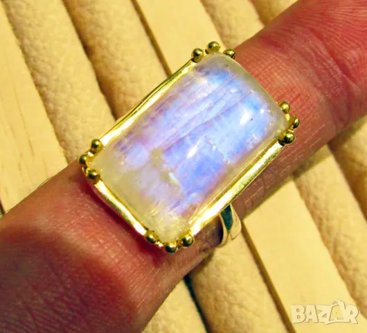 925 сребърен пръстен с прозрачен лунен камък 20 карата, камък 20x12мм, общо тегло 8.3гр., снимка 3 - Пръстени - 47856198