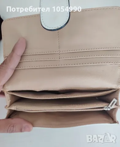 Дамско портмоне Guess , снимка 5 - Портфейли, портмонета - 49889311