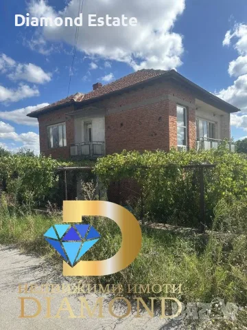 Двуетажна къща в село Хлябово, обл. Хасково