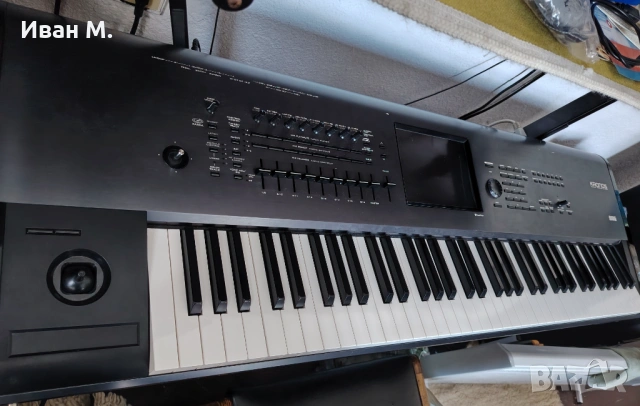 Продавам Корг Кронос 1 , снимка 3 - Синтезатори - 53615443