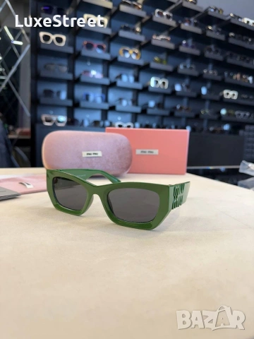 MIU MIU 🤍 Дамски Слънчеви Очила, снимка 13 - Слънчеви и диоптрични очила - 53468028