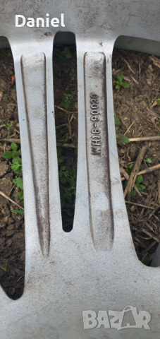 MICHELIN PILOT SPORT 3 | 245 / 35 / R20, снимка 10 - Гуми и джанти - 44622874