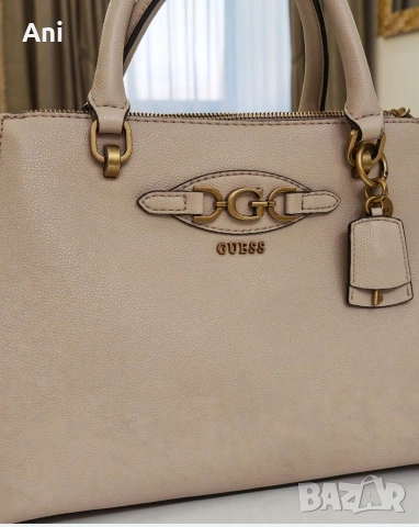 Оригинална чанта Guess , снимка 2 - Чанти - 53702847
