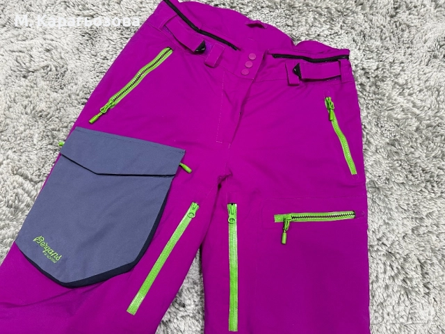 Дамски ски екип Bergans Hodlekve Ski Set, Размер M, снимка 7 - Спортни екипи - 52554234