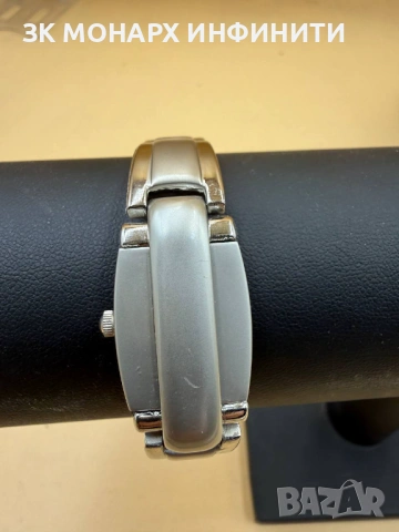 Дамски часовник Dior, снимка 3 - Дамски - 53866224