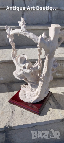 Статуетка Capodimonte, снимка 2 - Статуетки - 44737909