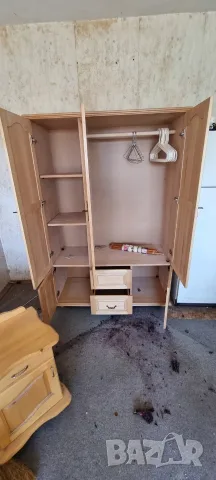Гардероб масивно дърво чам, снимка 2 - Гардероби - 56339789