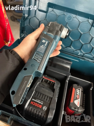 Bosch GOP 18V-28 мултитул, снимка 3 - Други инструменти - 52898470