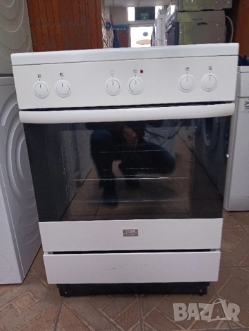 Като нова свободно стояща печка с керамичен плот Voss Electrolux с две години гаранция!, снимка 9 - Печки, фурни - 52384625