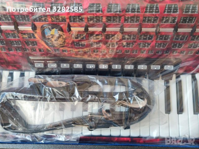 Нов Акордеон Велтмайстер Метеор 120 баса, снимка 3 - Акордеони - 41850269