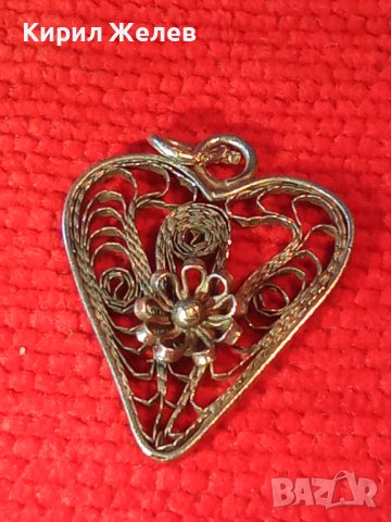 19 Век ФИЛИГРАНЕН АЖУРЕН СРЕБЪРЕН СЪРЦЕВИДЕН РЕТРО МЕДАЛЬОН ВИСОКА ПРОБА СРЕБРО РЪЧНА РАБОТА 32375