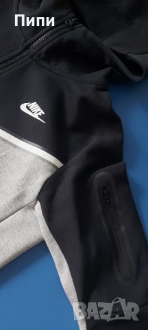 NIKE tech fleece S размер