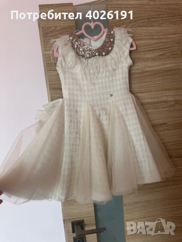 Уникални детски рокли Юнона и Монклеар, снимка 2 - Детски рокли и поли - 44711483
