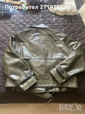 Дамско кожено яке Bershka, снимка 6 - Якета - 56042841