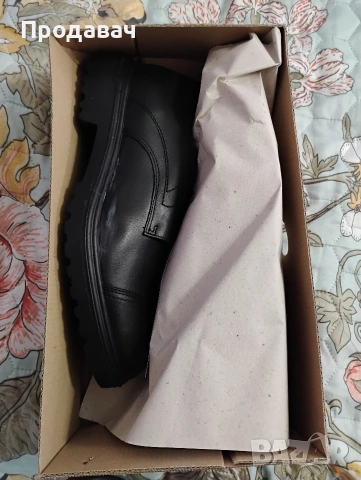 чисто нови кубинки и кожени обувки на Кавалер България 