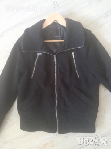 Дамско черно яке