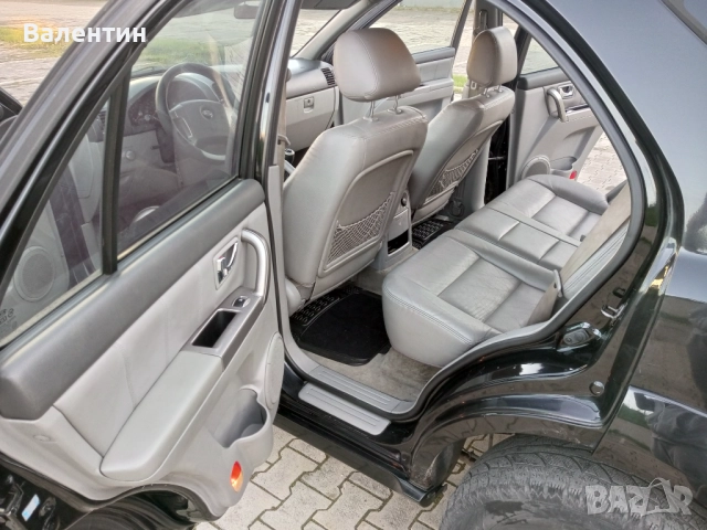 Киа Соренто 2.5CDI, снимка 13 - Автомобили и джипове - 52746491