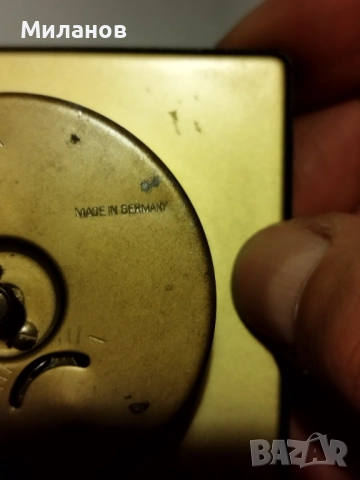 Стар механичен будилник, настолен часовник, снимка 4 - Антикварни и старинни предмети - 52424926