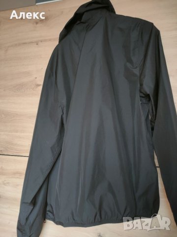 Calvin Klein яке ветровка, снимка 3 - Якета - 41359602