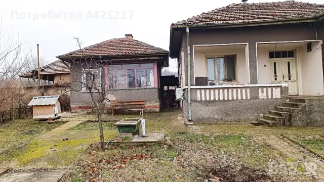 Продавам парцел с къща, снимка 2 - Къщи - 49630682