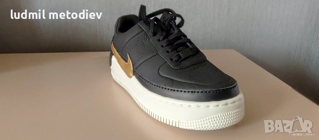 Дамски маратонки Nike AIR FORCE 1 .номер 38.5