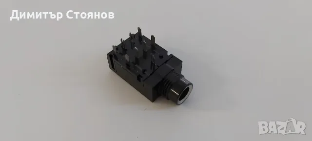 Стерео гнездо 6.3mm за монтаж на платка