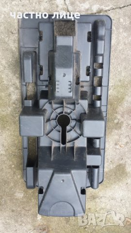 Кутия  инструменти Рено CAPTUR CLIO MEGAN  За багажникаОригинал, снимка 2 - Аксесоари и консумативи - 28004848