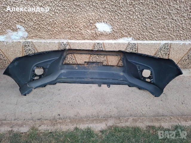 Предна Броня за Toyota Hilux от 2015 година., снимка 6 - Части - 40560367