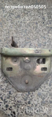 Механизъм Преден Капак от Вартбург 353, снимка 3 - Автомобили и джипове - 47913432