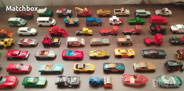 Модели Matchbox Majorette Corgi Hot Wheels 1/64, снимка 4 - Колекции - 47976735