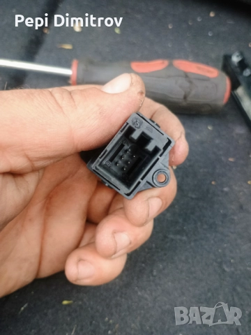 Бутон ,копче аварийни светлини Ауди а 2 audi a2 ,2001 година, снимка 3 - Части - 51982826