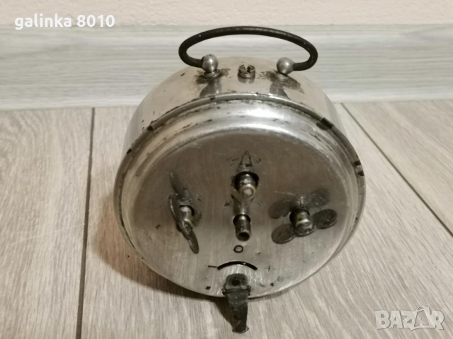 Стар, рядък, работещ Български будилник, снимка 5 - Антикварни и старинни предмети - 52878768