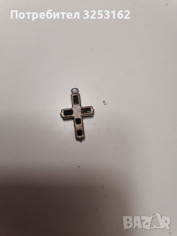 Кръст с черни камъни , снимка 3 - Колиета, медальони, синджири - 39890297