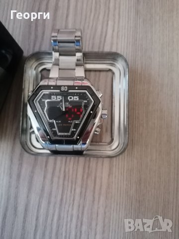 часовник WEODE