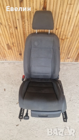 шофьорска седалка с подгрев VW Touran 2006г