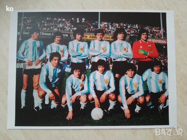 Футболни отбори-снимки, снимка 17 - Списания и комикси - 49507643