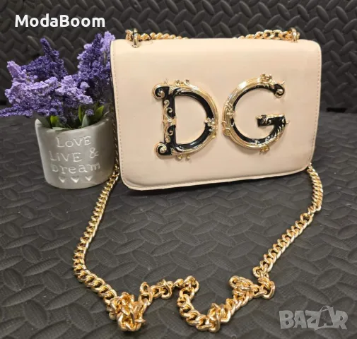 Dolce & Gabbana • стилни дамски чанти • различни цветове 