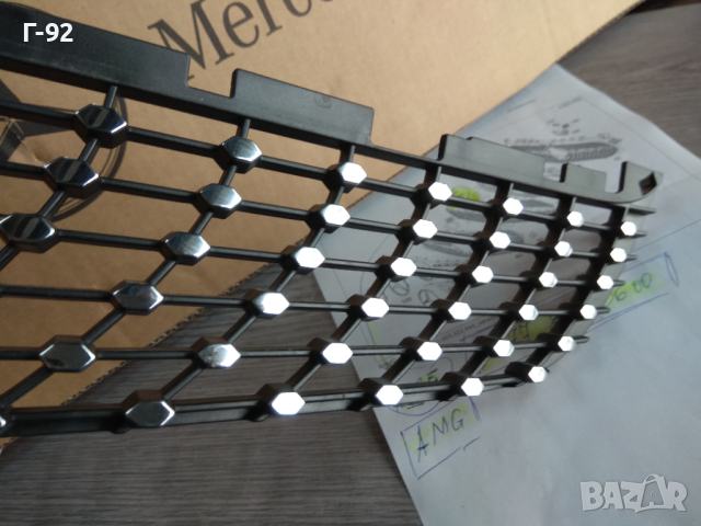 A1778880600**NEU**MERCEDES-BENZ**W177**W247**Използвана**РЕШЕТКА ДЯСНА ГОРНА**, снимка 2 - Части - 44684129