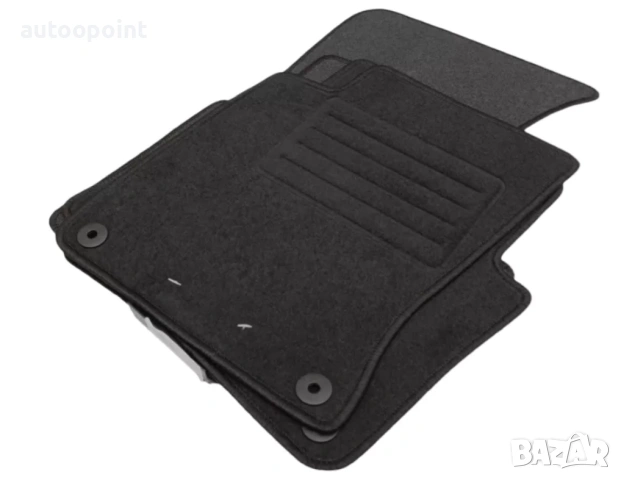 Мокетни стелки за Audi A8 къса база (2002-2010) Petex