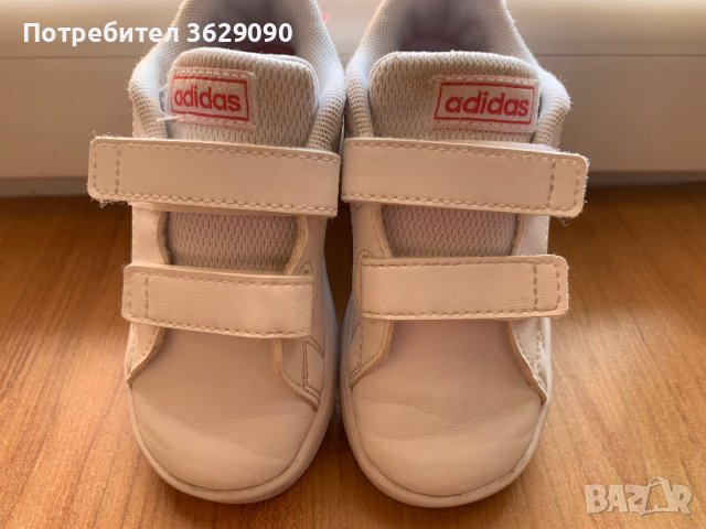 Детски маратонки Adidas , снимка 1 - Детски маратонки - 41944553