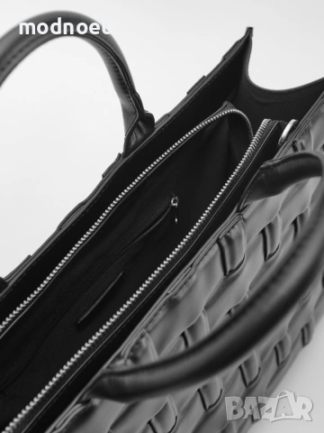 Нова голяма дамска чанта, снимка 5 - Чанти - 53433884